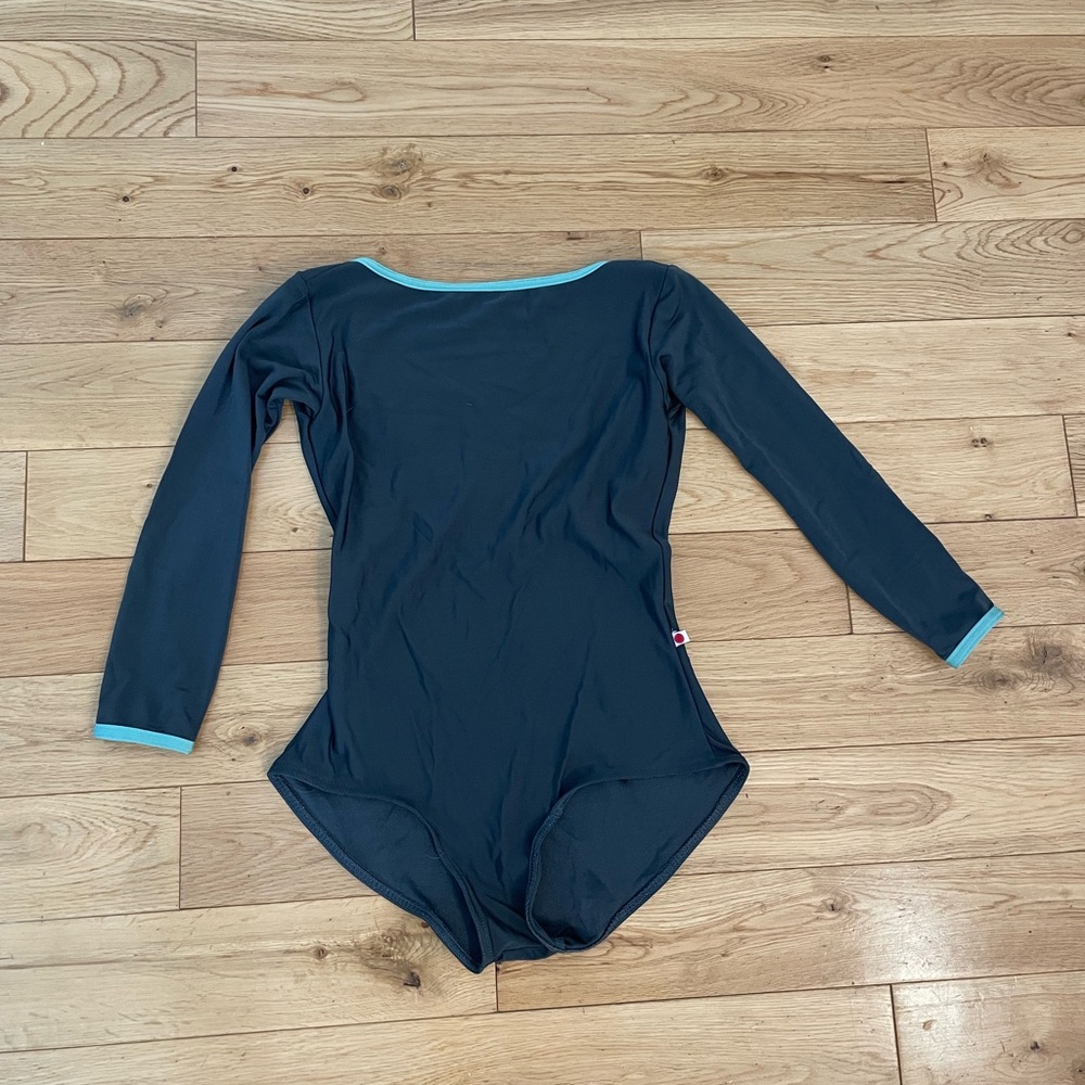 Beautiful 3/4 Sleeve Yumiko Leotard
